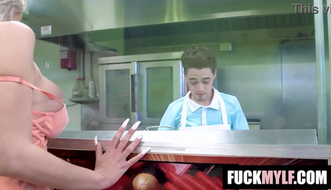 WTF MILF Customer Blows Chef and Fucked in Kitchen Nina Elle, Juan Loco 2026/FullHD