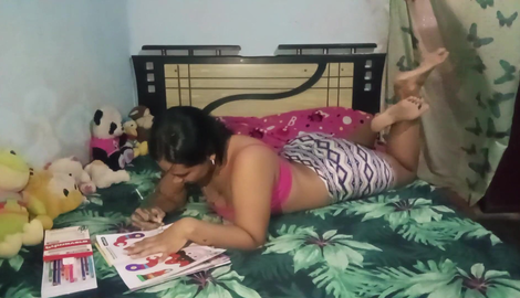 enjoying a good pussy blowjob after having done my university assignments with incredible Michellhot 2026/FullHD