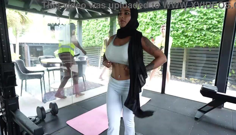 Gang Bang YASMINA KHAN is fucked by four handsome and Big cock guy ending up in double penetration 2026/FullHD