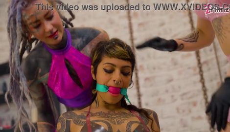 Latex Femdom Duo Spit Lubed Double Dildo with famous models Anuskatzz, Medea Mortelle, Miss Yaz 2026/FullHD