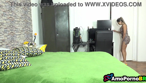 My wife wants something more with my step-nephew. highlighting Sensacao Na Pele, Vagninho 2026/FullHD