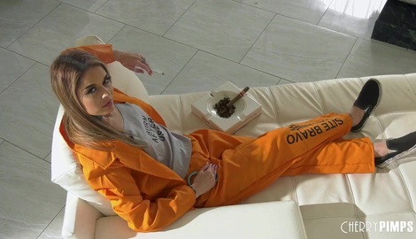 Latina Bad Girl Vanessa Vega Squirts While Fucking Her Sugar Daddy! 2026/FullHD