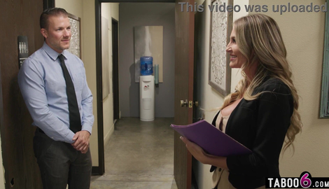 Stepson walks in on blindfolded mature MILF stepmom and did this with gorgeous models Codey Steele, Elias Cash, Andi Avalon 2026/FullHD
