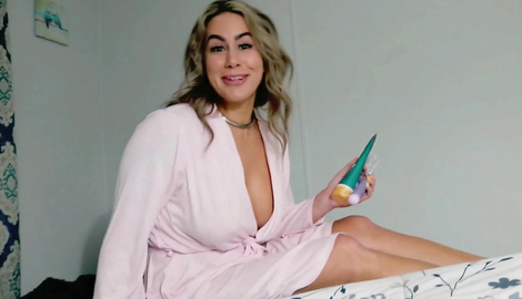 Sharing a Bed With My Hot Step-Mom with internet sensations Misty Meaner, Sgt Miles 2026/FullHD