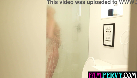 Big ass slutty showering stepsis blows and fucks big dick stepbro with gorgeous models Harley King, James Angel 2026/FullHD