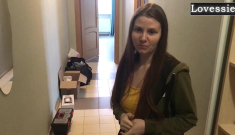 The owner of the apartment came for his money, but I paid him with my mouth and body - Lovessie 2026/FullHD