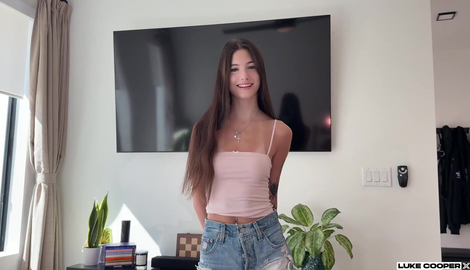 Hot Horny Amateur Stepsis Really Needs A Favor - Sophie Tyler - Luke Cooper 2026/FullHD