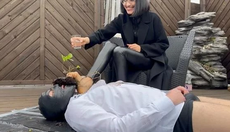 What the Fuck is That - Extreme Dirty Feet Punishment with Jolie Berrie