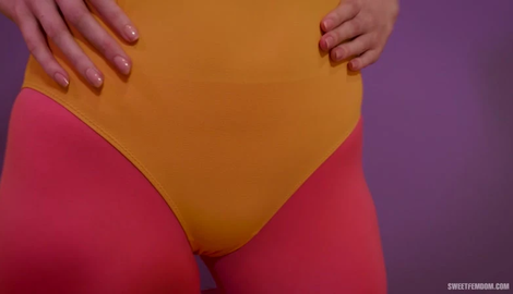 Charlies Strap-On Testof Sweet Femdom studio