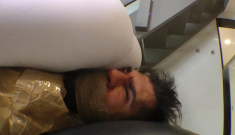 GF STUDIOS – CRITICAL SITUATION OF THE SLAVE IN THE DIABOCIAL ARMCHAIR – BY ADRIANA PERVERSE – FULL VERSION