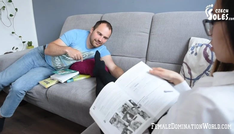 Czech Soles – Vietnamese study session foot worship