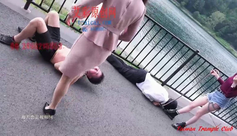 Asian Femdom Fitness Facesitting with Lucy Khan