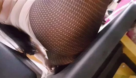 Goddess Worship and edging with Mistress Ezada Sinn