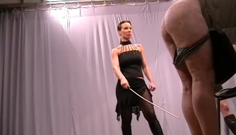 Cruel Amazons – THE PEEPER with Mistress Suzy, Suzy, Barbara