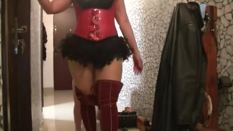 [Femdom 2018] Bizarre Goddesses – Goddess Andreea yellow pantyhose facesitting [BBW FACE SITTING, BBW PANTYHOSE, STOCKINGS PANTYHOSE]