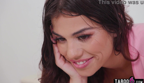 Stepdaughter latina teen Lilith Grace anal fucked by her stepdad 2026/FullHD