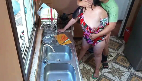 Stepmom fucked hard in the kitchen with big ass and soft tits Real amateur with incredible models Kellyhot Wife 1, Luis Herm 2026/FullHD