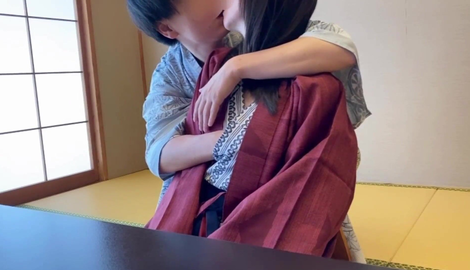 [Personal shooting] Enoshima.. I suddenly licked Maria's breasts after breakfast at the inn / Japanese amateur henta with adorable models Maria Chan, Aoi Kun 2026/FullHD
