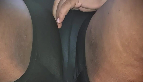Pastor Masturbating the Big Pussy of a Big-Breasted Evangelical Girl in Tight Shorts with attractive models Maridao Roludo, Esposa Xerecuda 2026/HD
