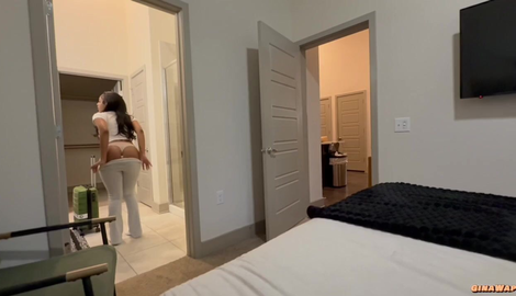 STEP-SIS forgot to wear panties to bed with attractive models Gina Wap, Brandon Crush 2026/FullHD