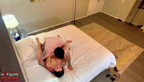 Tatted sex with handsome muscle jock and MONSTER BOOTY! with beautiful models Big Booty Tay, Owen Riley 2026/FullHD