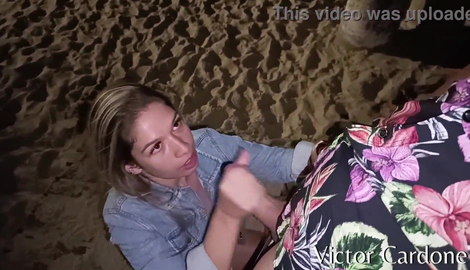 I found this little slut on the beach at night and made her suck me off. with social media stars Elo Cardone, Victor Cardone 2026/FullHD