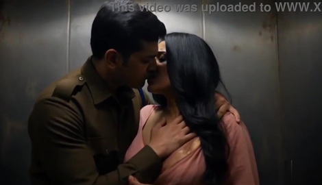 TC fucked Bhabhi in the night in the train AI generator 2026/FullHD