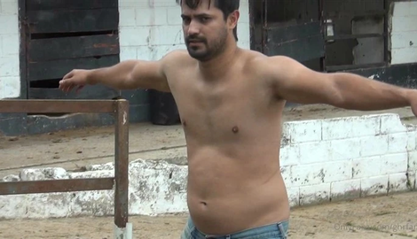 GERALD HRFAN – I Love Bullwhipping Duos – They Are Just Fantastic
