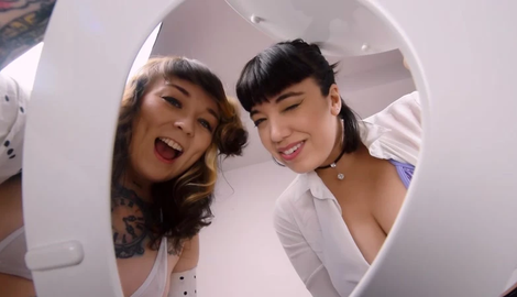 Feliciafisher – Extremely Filthy Toilet Talk With Puck