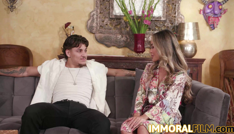 Only One Better Way to Get to Know Your New Mum Cum Inside Her Tight Pussy introducing Victor Ray, Linda Lan 2026/FullHD