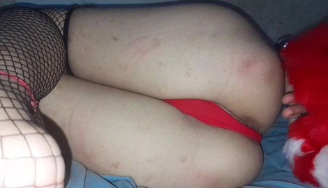 Playing with my furry tail stuck in my ass, and then rubbing my appetizing clitoris. with social media star Miss Sugar 2x 2026/HD