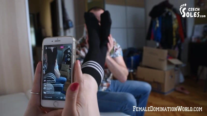 Czech Soles – Dita – Foot fetish youtuber online streaming her footboy in secret - 2023/HD