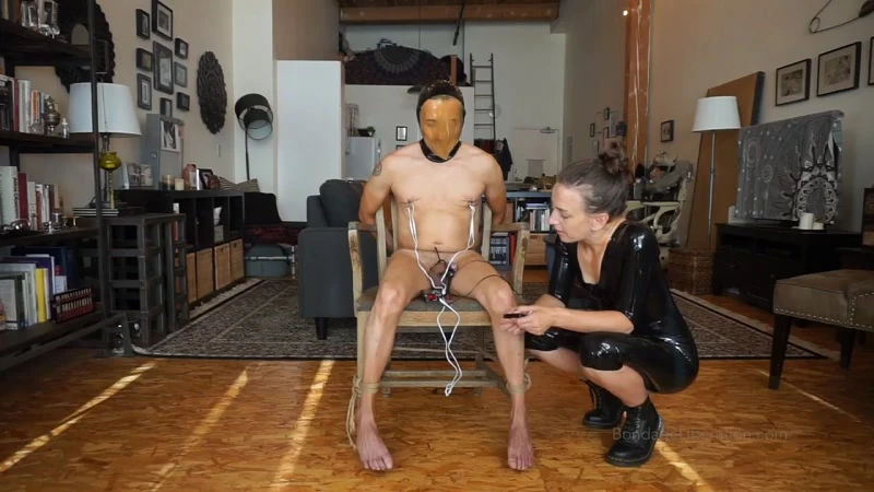 Orgasm of Elise Graves Bondage Liberation studio - 2022/HD