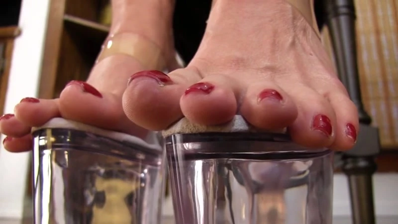 Video Toe curling with Obey Melanie - 2022/SD