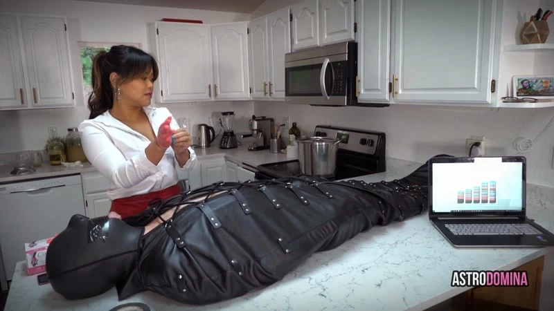 Young Kim – Kim Pool Service - 2022/FullHD