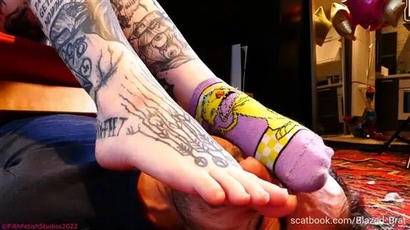 Smell My Feet and Ass with Mistress Mercy Rage - 2025/HD