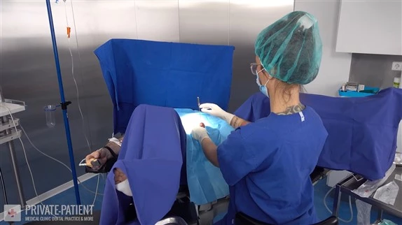 Cystoscopy 07 with Private Patient - 2025/FullHD