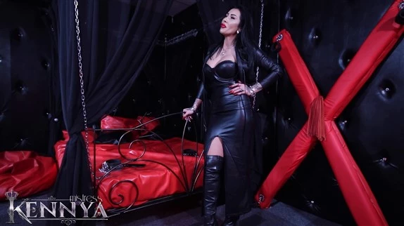 Training by whip with Mistress Kennya - 2025/FullHD