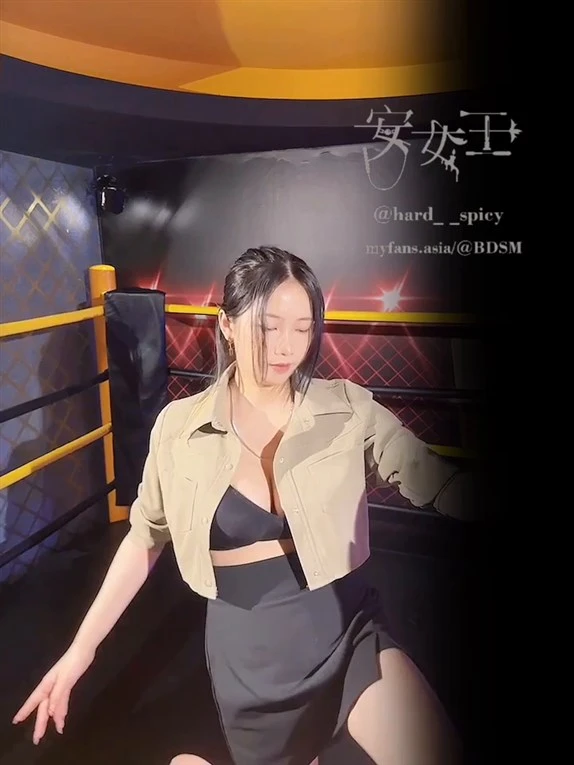 Violent Kicking In The Balls with Mistress Ann - 2025/SD