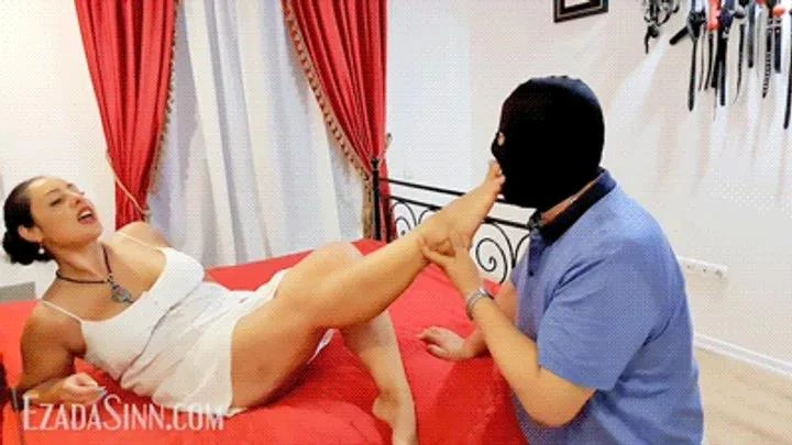 Worshiping My sweaty Sanctum with Ezada Sinn - 2025/FullHD