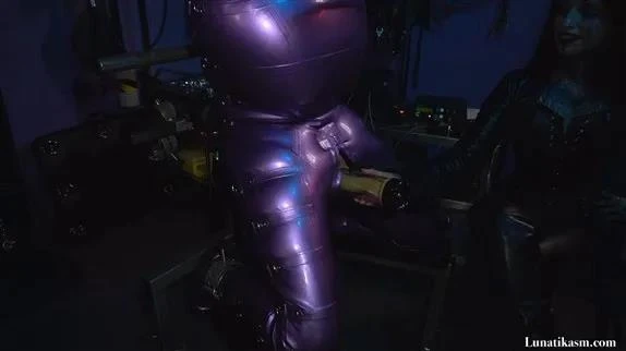 Milked Electric Buttplug with Mistress Lunatika - 2025/HD