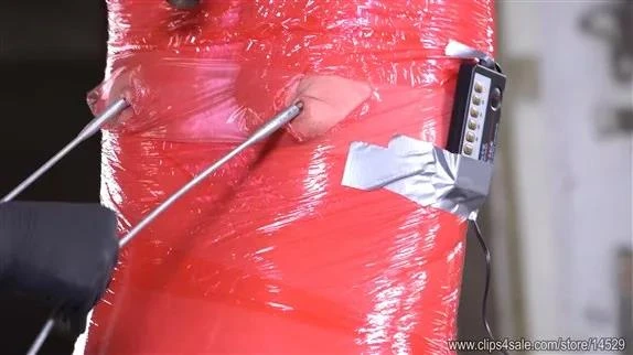 Mistess Iside - Nipple Punishmen In Clingfilm with Femdom-Clips By Bizarrboy - 2025/UltraHD/4K