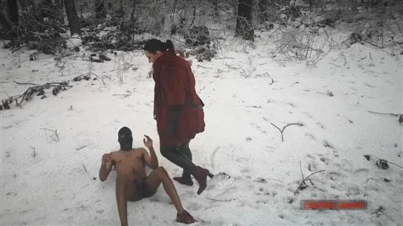 Squishysax - Mistress Luna - Beaten In The Freezing Snow with Sadistic Queens - 2025/FullHD