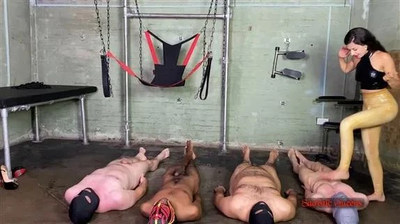 Squishysax - Mistress Tess and Maya Sin - Catwalk On A Carpet Of Slaves with Sadistic Queens - 2025/FullHD