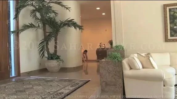 Domme Saharah In Scene - Domestic Dog Walk with Saharah Eve - 2025/SD