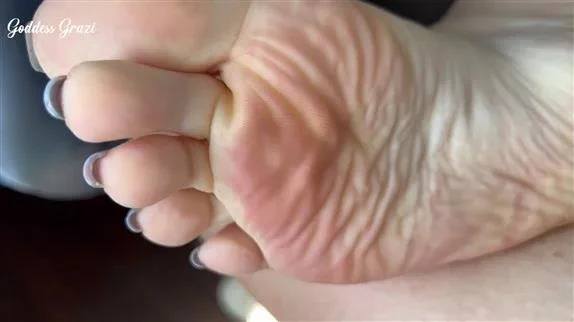 Public foot tease on the boat - Goddess Grazi's Risky Control - Real Scene with Goddess Grazi - 2025/FullHD