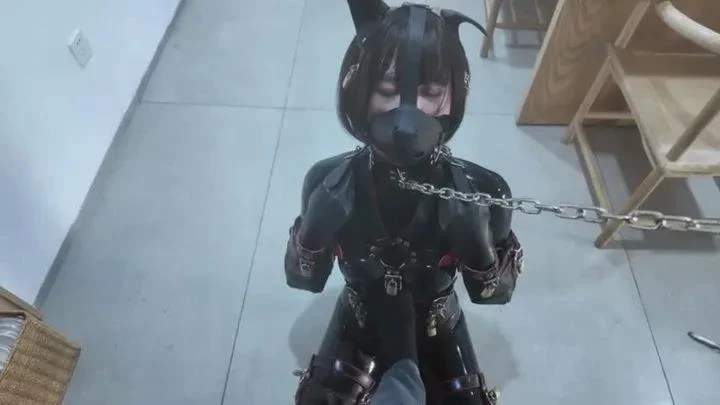 A small covered in locks - JiangWei and JiaWei with OrangeBoy's Bondage Studio - 2026/FullHD