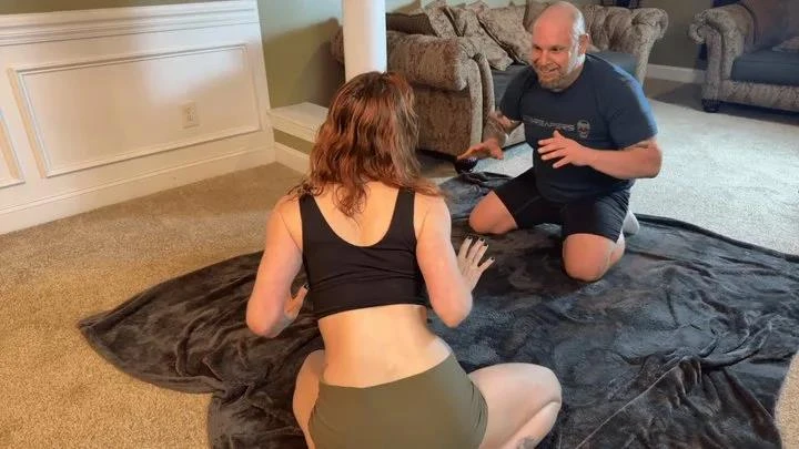 Wrestling Slut - Dry Humps & Grinding Mixed Wresle with Ravenna Noir - 2026/FullHD